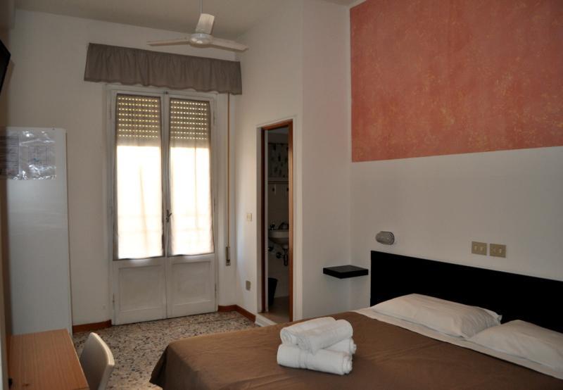 Hotel Urano 卡托利卡 外观 照片