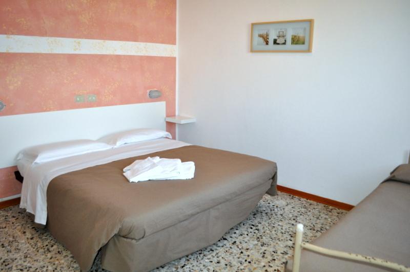 Hotel Urano 卡托利卡 外观 照片