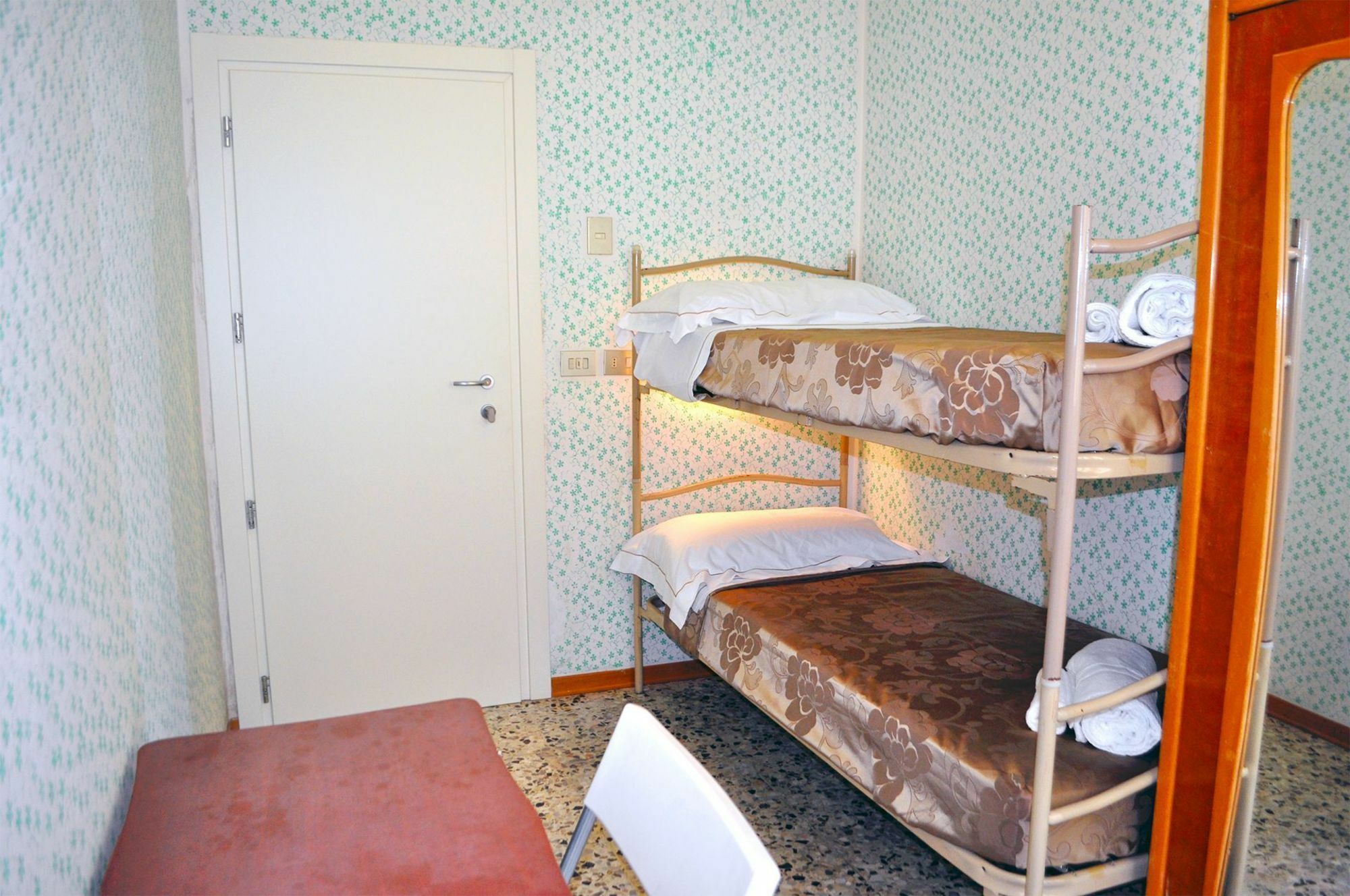 Hotel Urano 卡托利卡 外观 照片